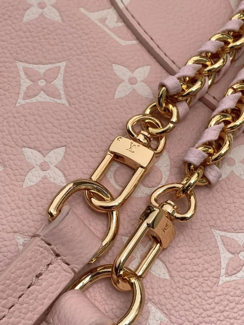 Louis Vuitton Backpacks FashionForward 43173