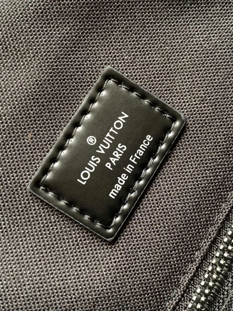 Louis Vuitton Backpacks Versatile 43184