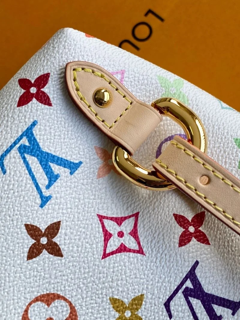 ZeroBulk Louis Vuitton Backpacks 43174