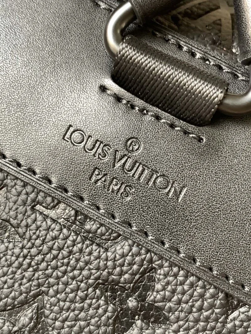 Louis Vuitton Backpacks Effortless 43162