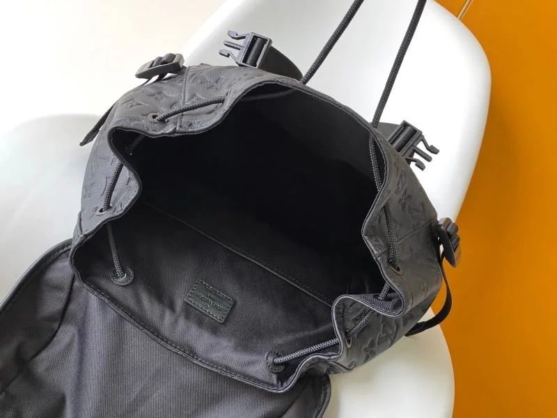 Louis Vuitton Backpacks Tailored 43189
