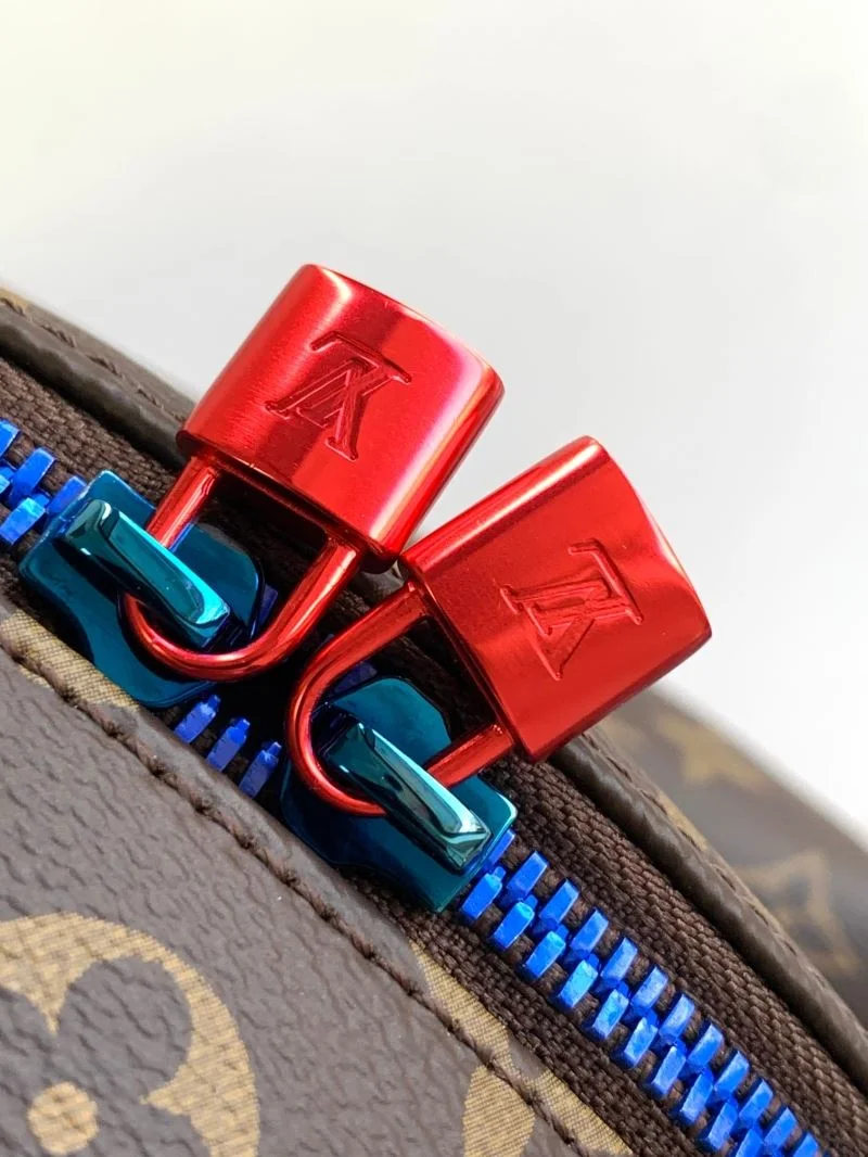 Louis Vuitton Backpacks Attractive 43146