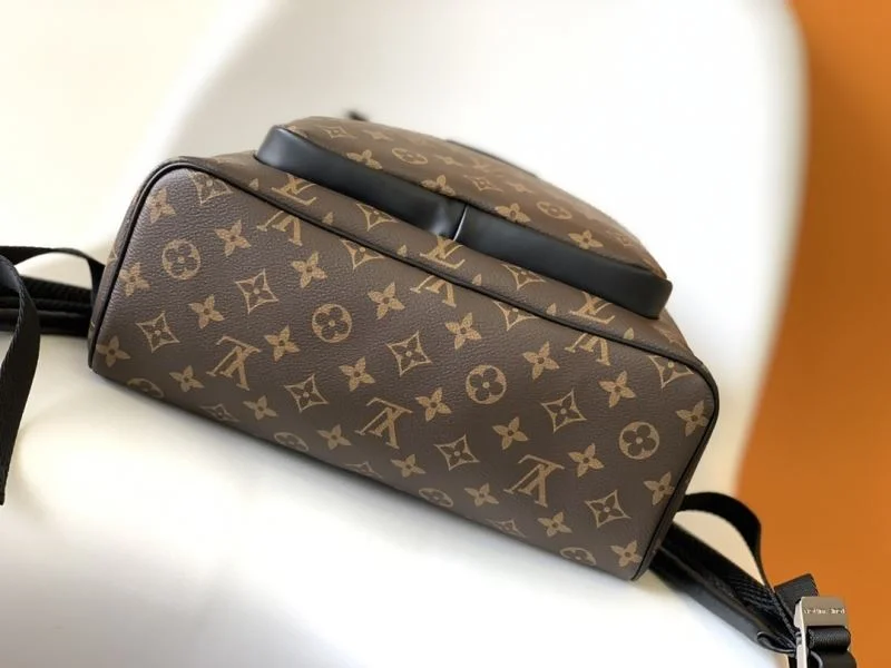 Louis Vuitton Backpacks Effortless 43187