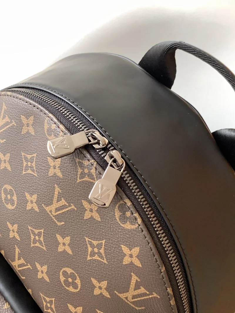Louis Vuitton Backpacks Effortless 43187