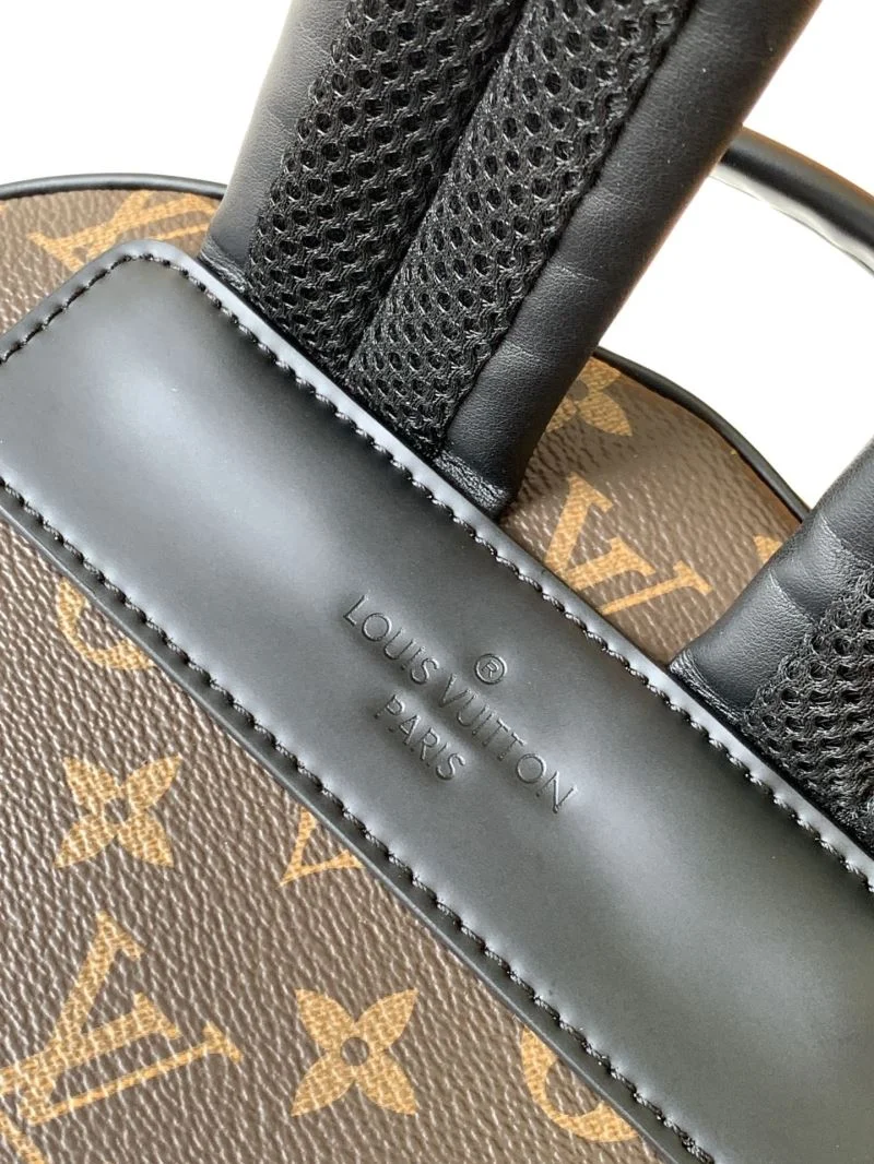 Louis Vuitton Backpacks Effortless 43187