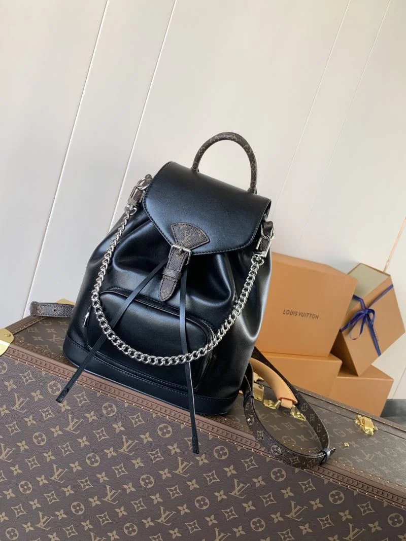 Vibrant Louis Vuitton Backpacks 43148