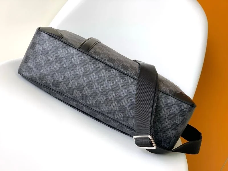 EyeCatching Louis Vuitton Backpacks 43139