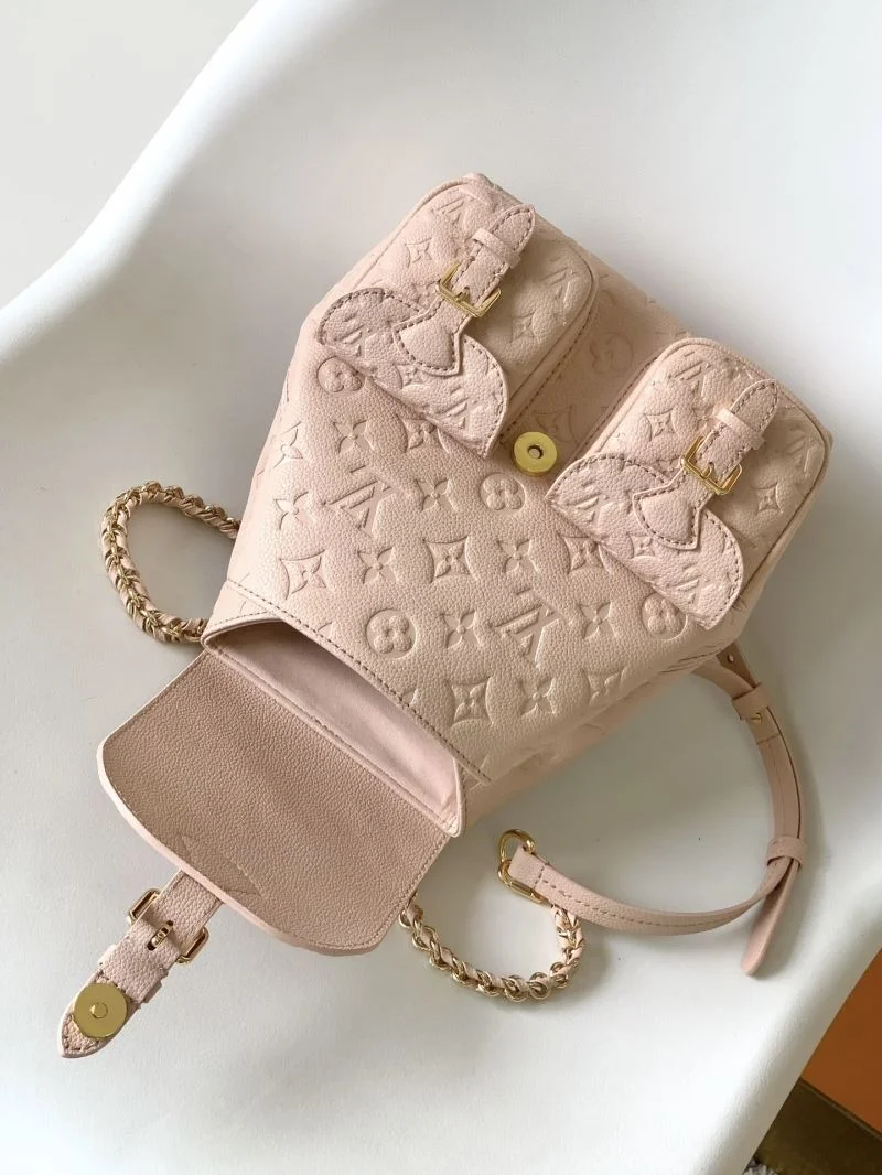Louis Vuitton Backpacks Trendsetting 43131