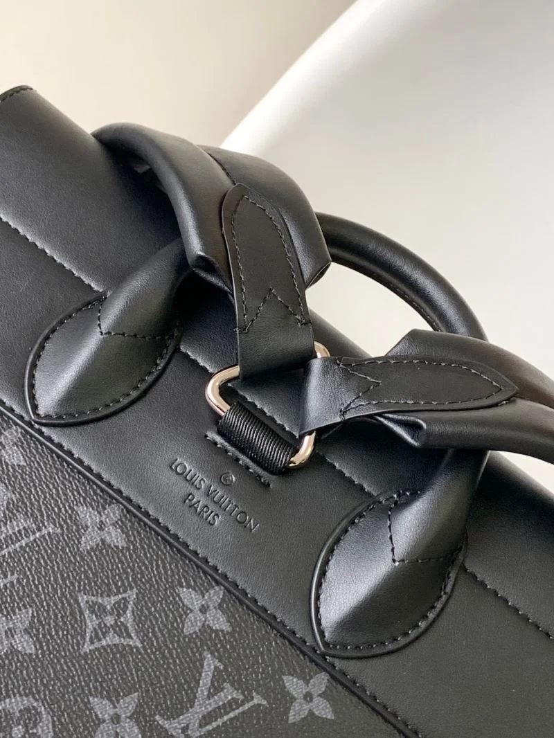 Louis Vuitton Backpacks Durable 43136