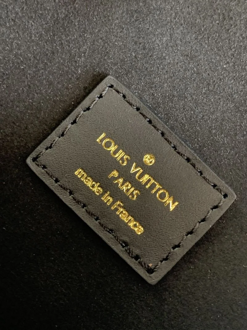 Louis Vuitton Backpacks Durable 43206