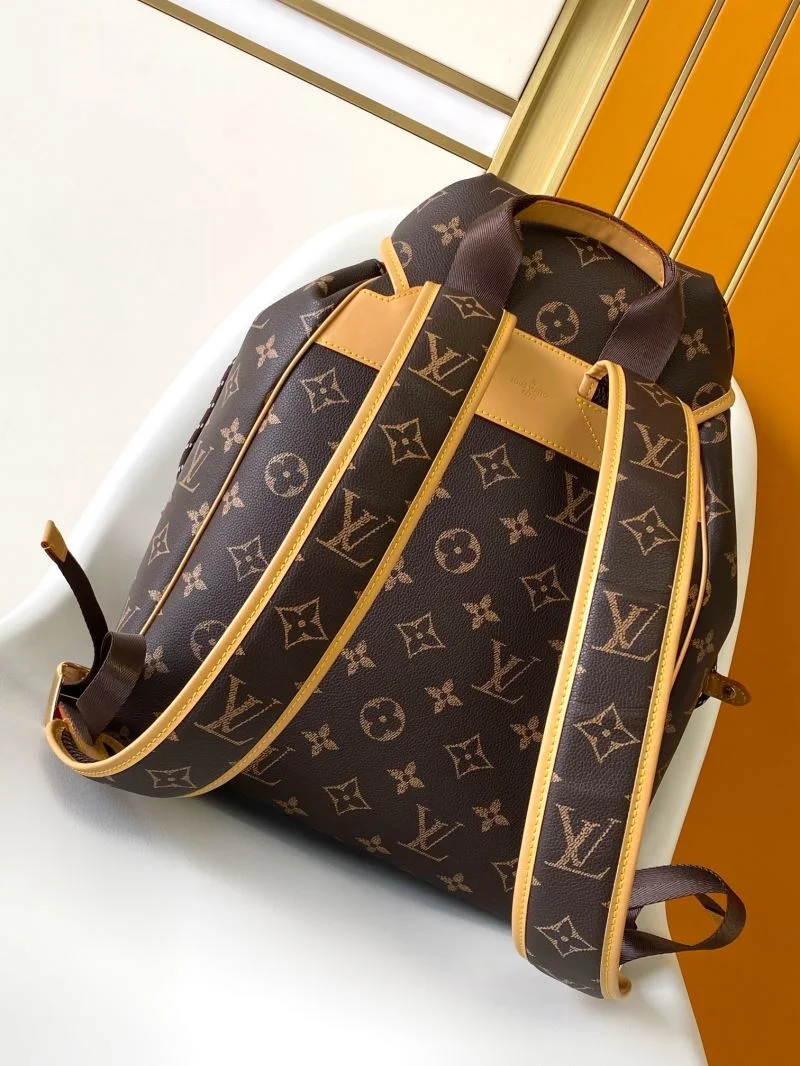 Louis Vuitton Backpacks StreetReady 43118