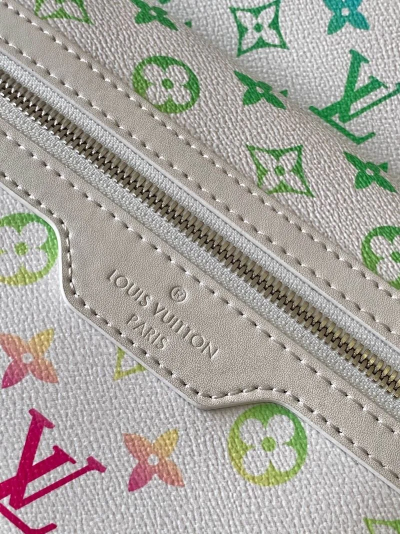 FashionForward Louis Vuitton Backpacks 43106