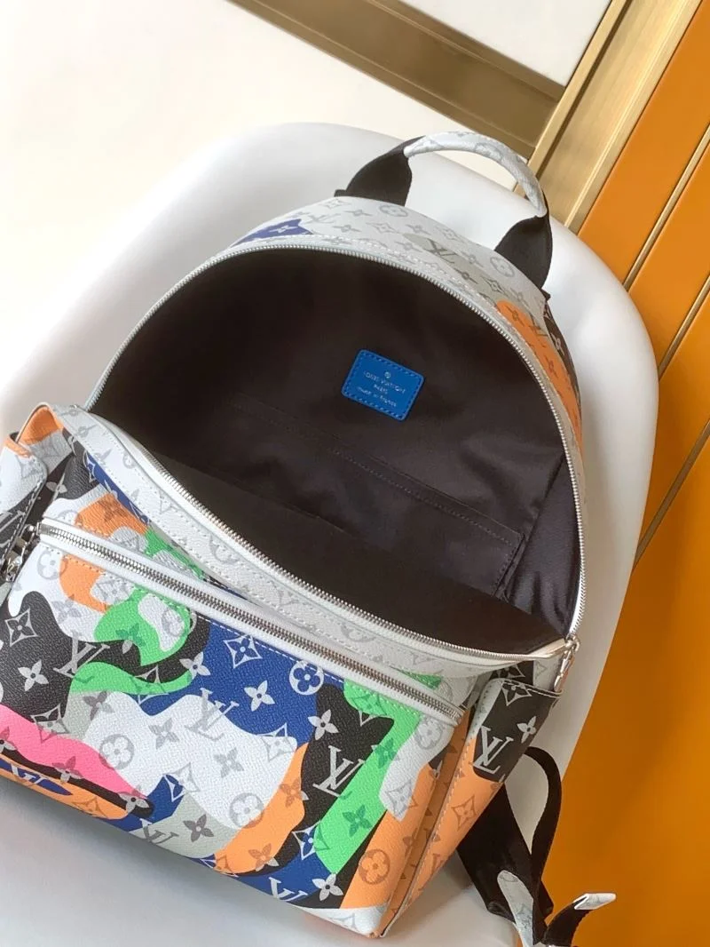 Modern Louis Vuitton Backpacks 43116