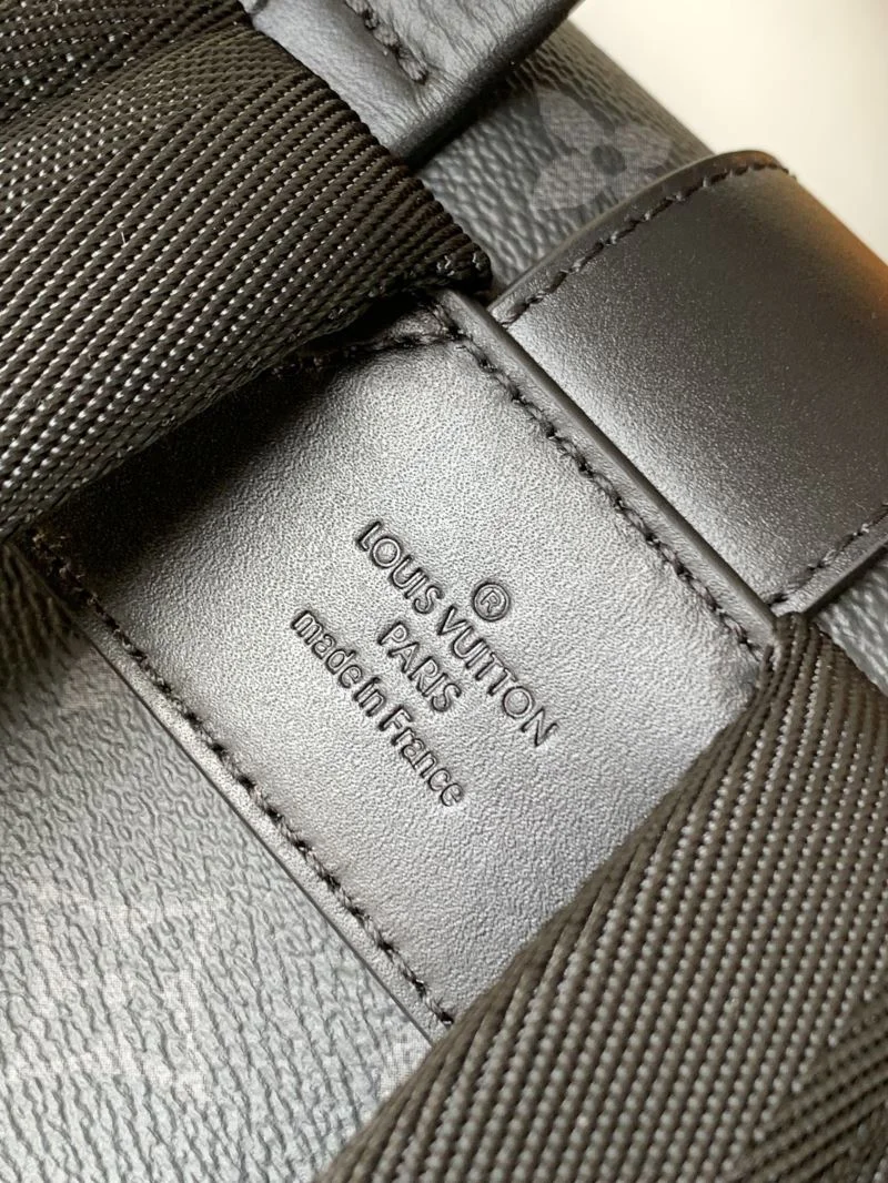 Louis Vuitton Backpacks Effortless 43117