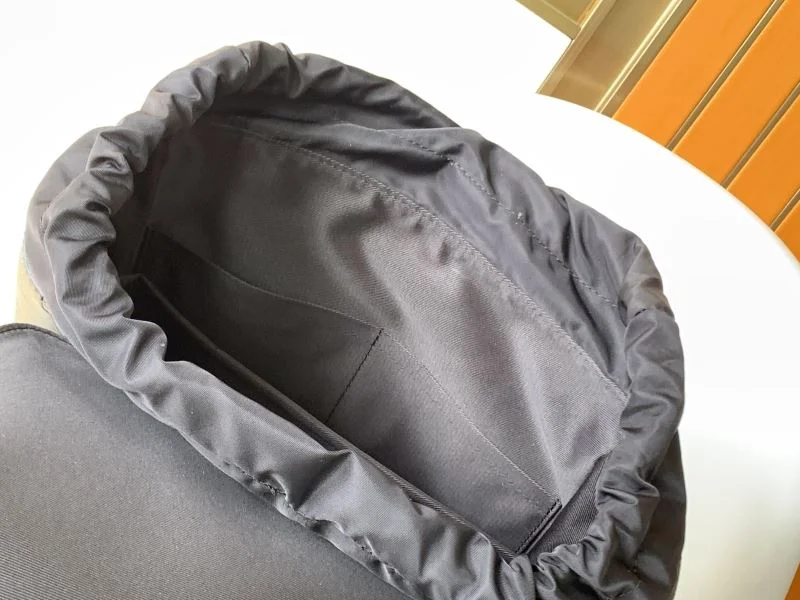 Louis Vuitton Backpacks Effortless 43117