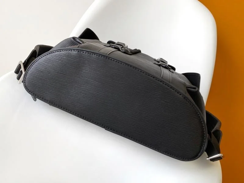 Louis Vuitton Backpacks Popular 43152