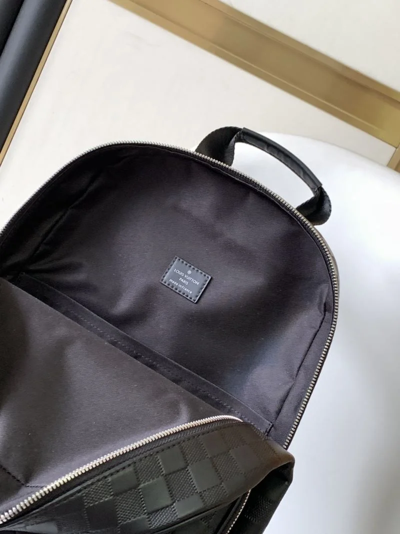 Sporty Louis Vuitton Backpacks 43093