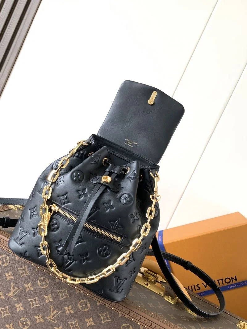 Louis Vuitton Backpacks Supportive 43092