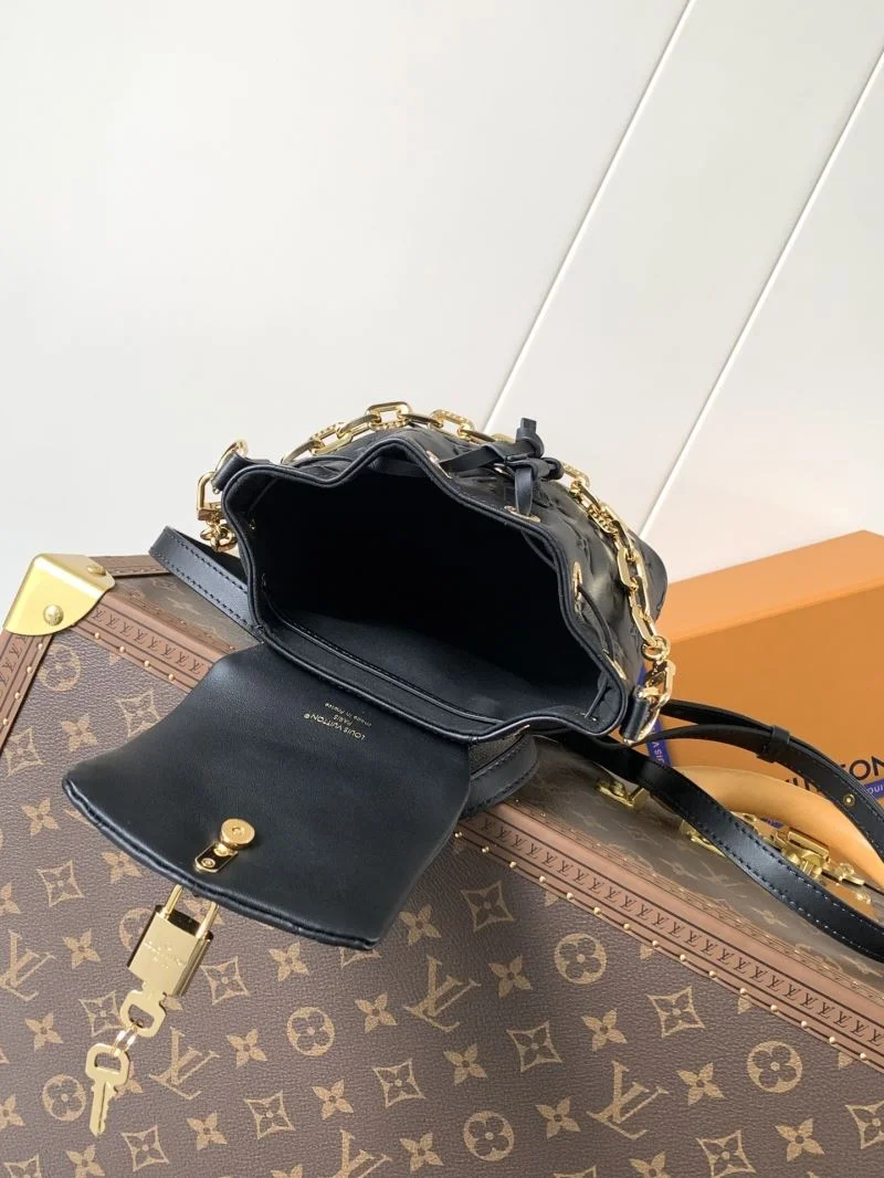 Louis Vuitton Backpacks Stretchable 43091