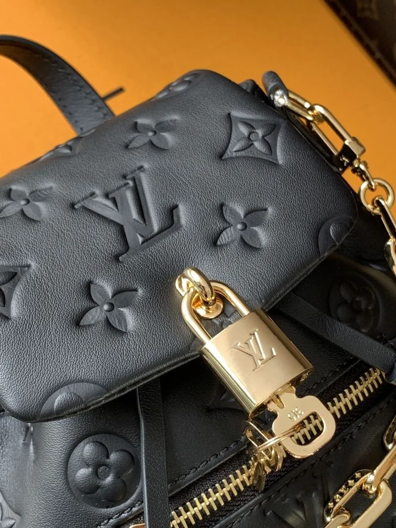 Louis Vuitton Backpacks Stretchable 43091