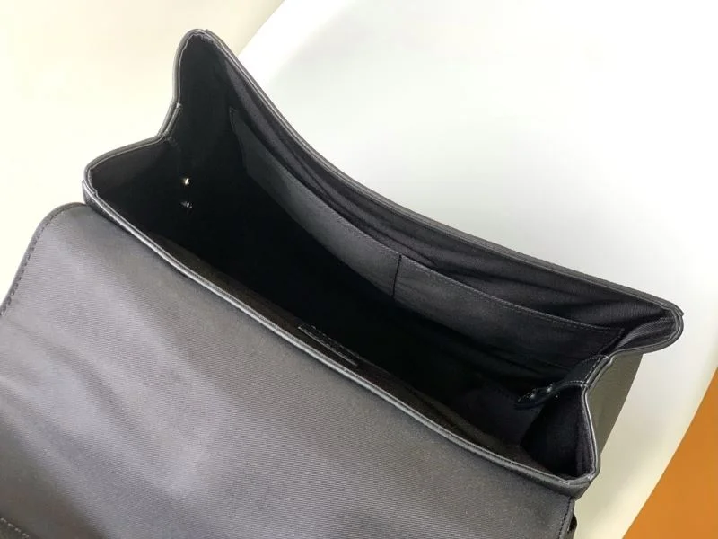 SmoothTexture Louis Vuitton Backpacks 43089