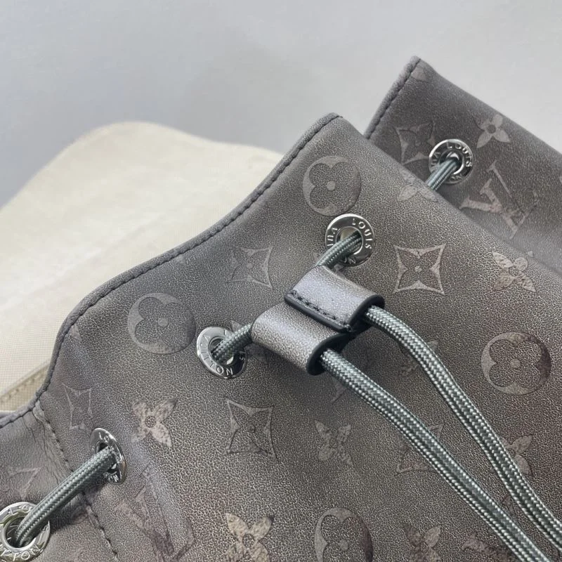 Louis Vuitton Backpacks Popular 41810