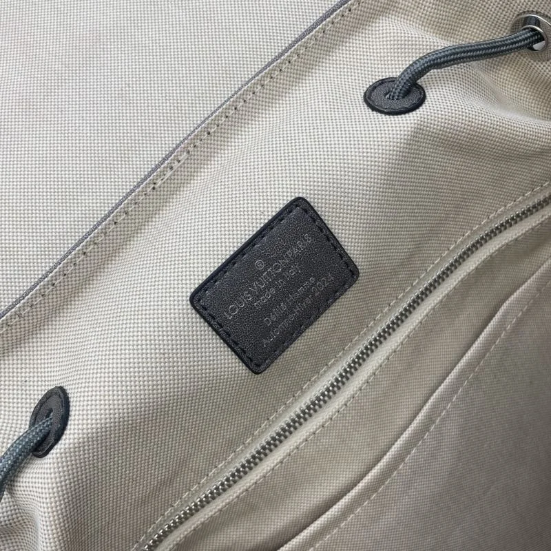 Louis Vuitton Backpacks Popular 41810