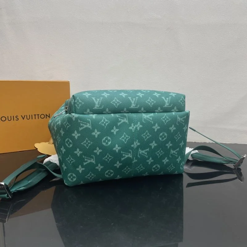 Compact Louis Vuitton Backpacks 41809