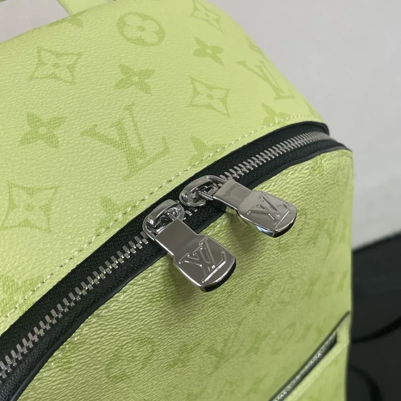 Minimalist Louis Vuitton Backpacks 41653