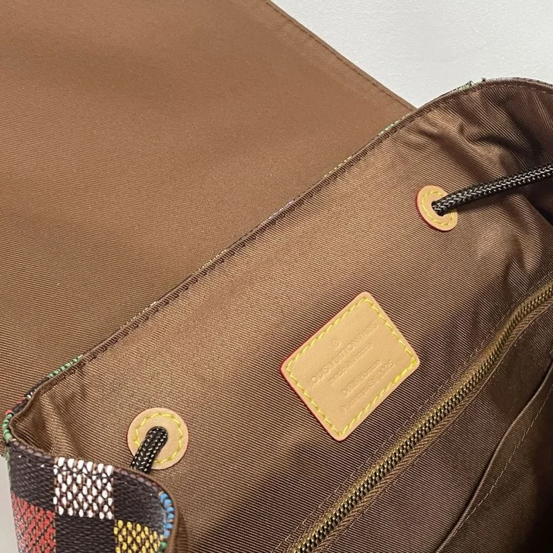 SunProtective Louis Vuitton Backpacks 41662
