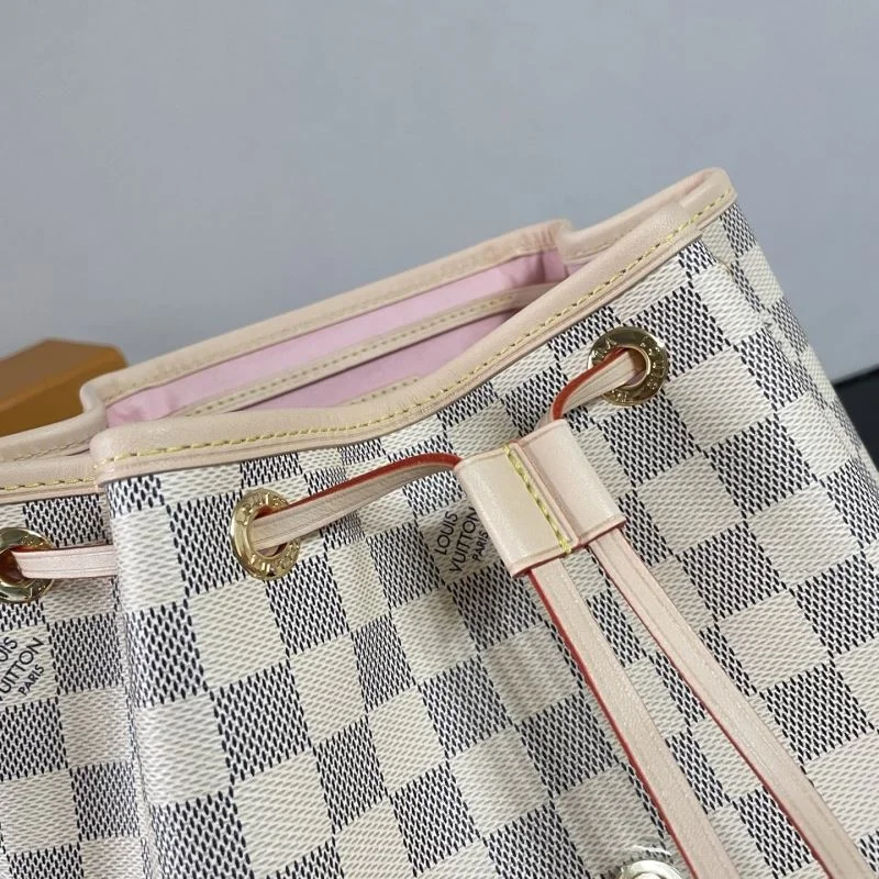 Louis Vuitton Backpacks Flexible 41650
