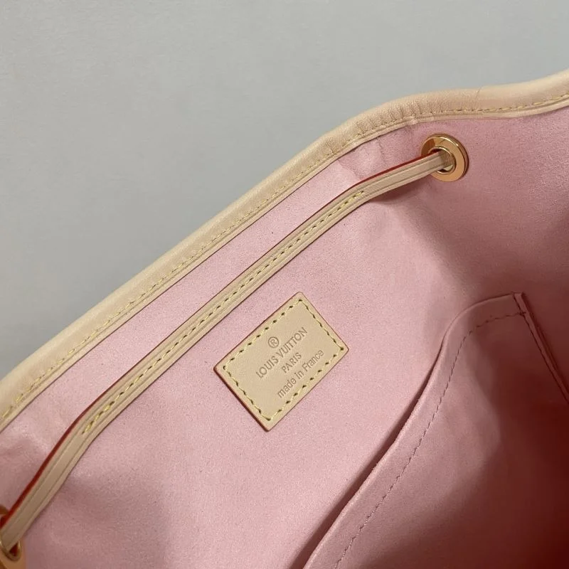 Louis Vuitton Backpacks Flexible 41650