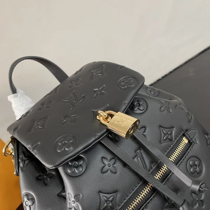 Louis Vuitton Backpacks Attractive 41649
