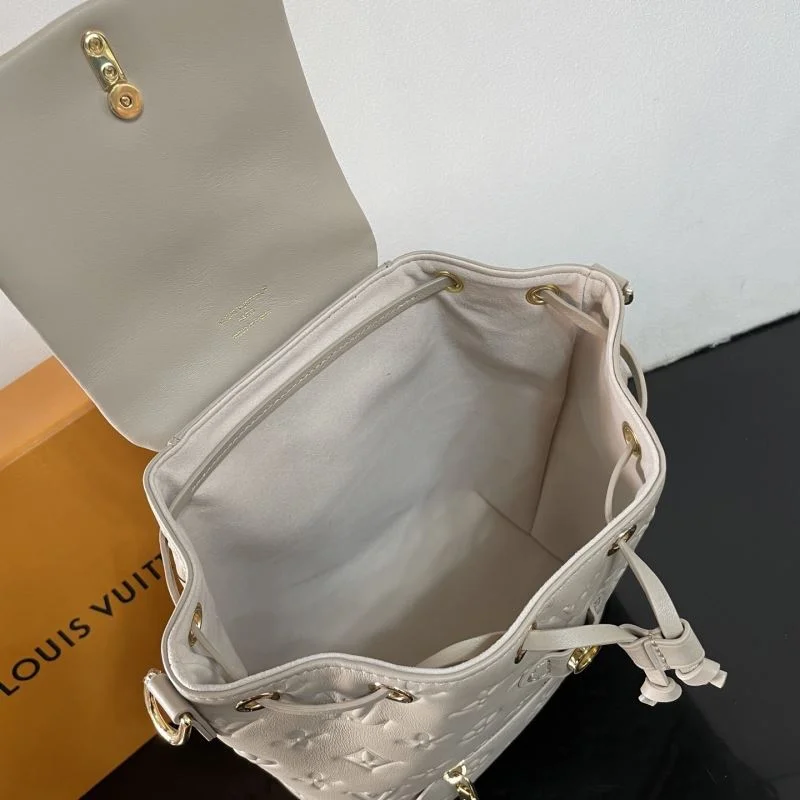 Louis Vuitton Backpacks WaterResistant 41658