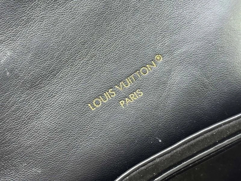 TechFriendly Louis Vuitton Backpacks 80546