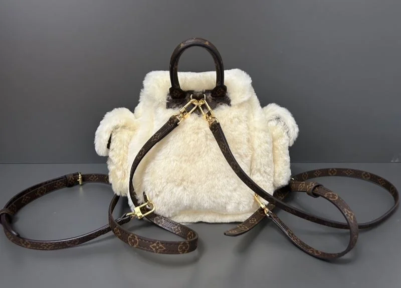 Louis Vuitton Backpacks Bold 41439