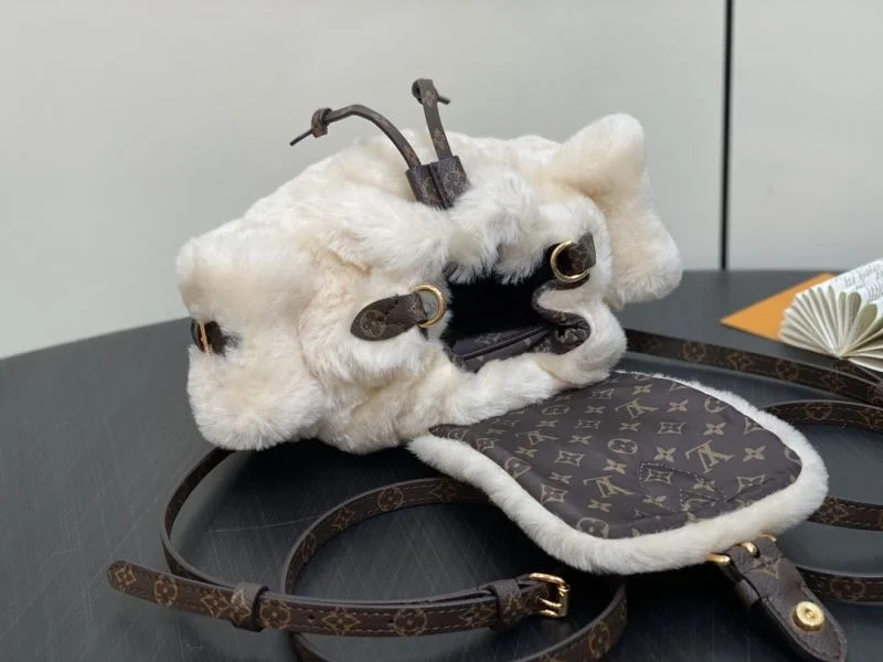Louis Vuitton Backpacks FlexibleFit 41523