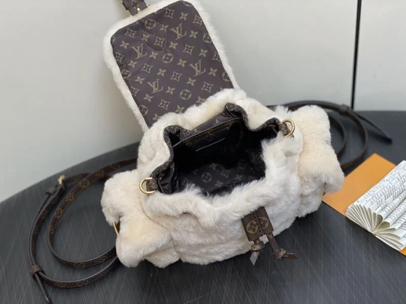 Louis Vuitton Backpacks FlexibleFit 41523