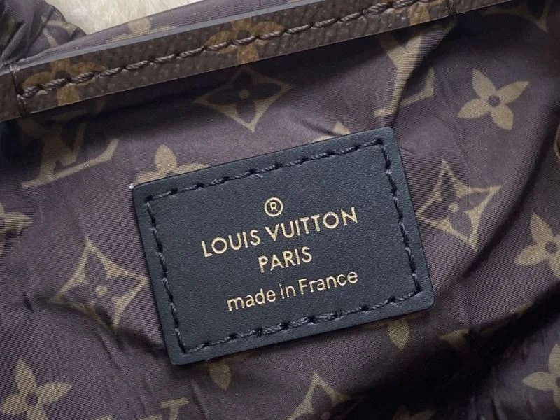 Louis Vuitton Backpacks FlexibleFit 41523