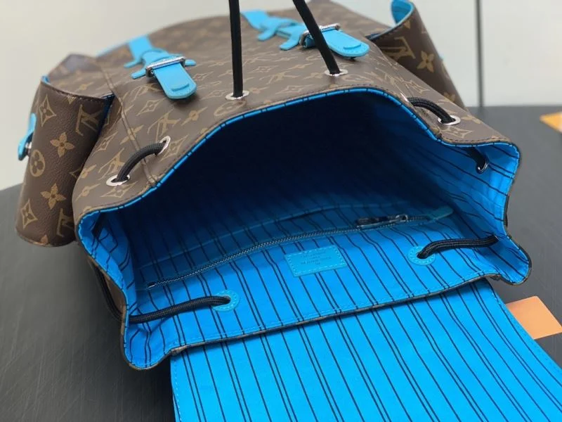 Effortless Louis Vuitton Backpacks 41442