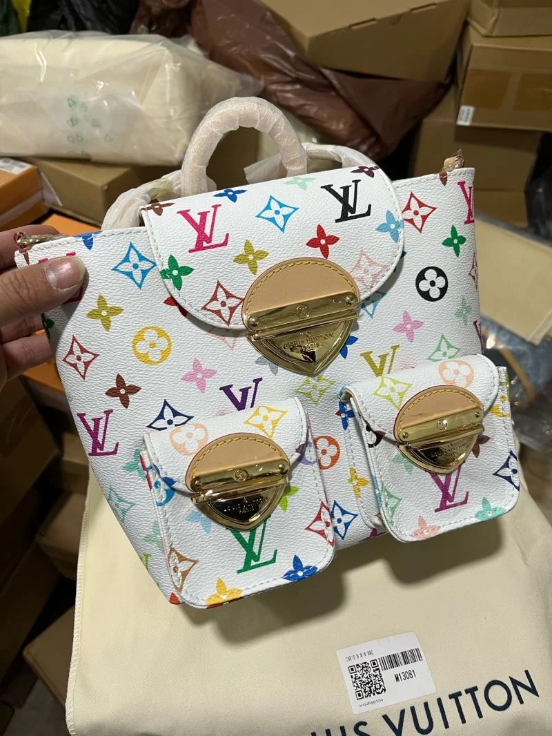 AllSeason Louis Vuitton Backpacks 41426