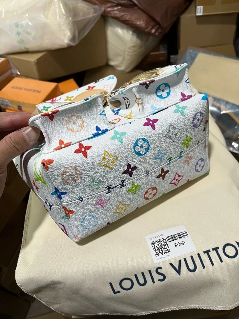 AllSeason Louis Vuitton Backpacks 41426