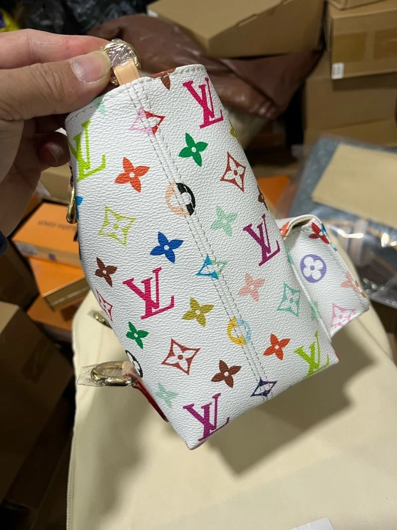 AllSeason Louis Vuitton Backpacks 41426