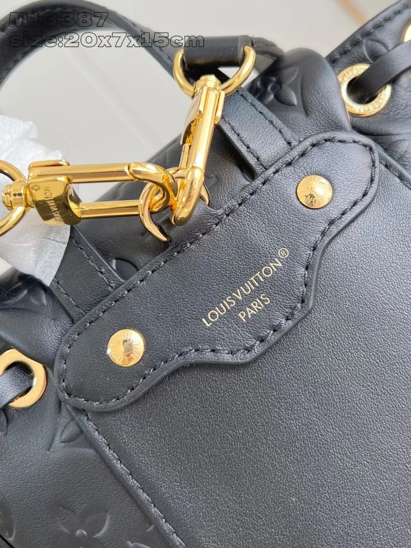 Louis Vuitton Backpacks UrbanChic 40795