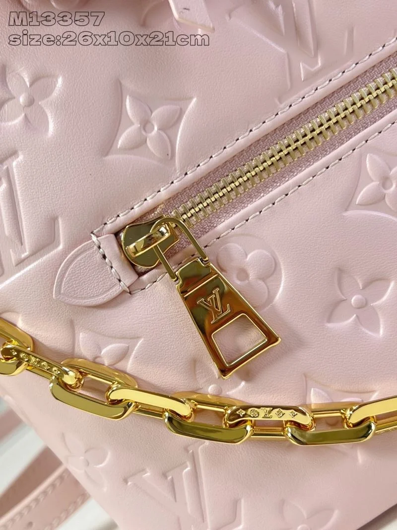 Louis Vuitton Backpacks Minimalist 40824