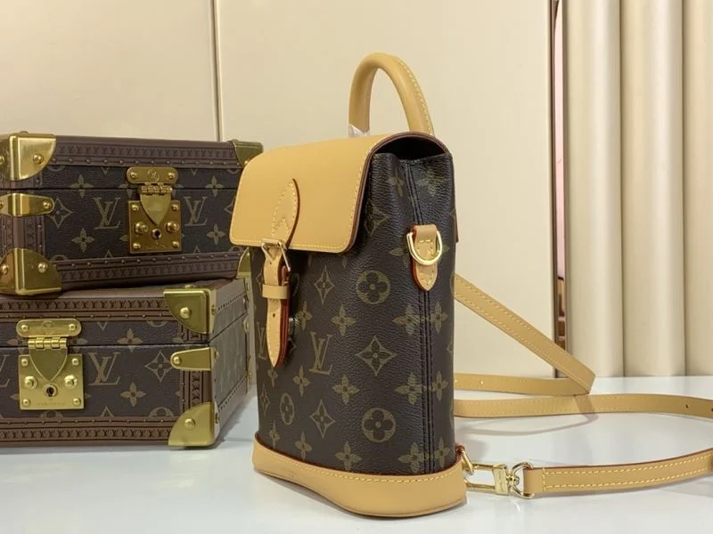 FashionForward Louis Vuitton Backpacks 40784