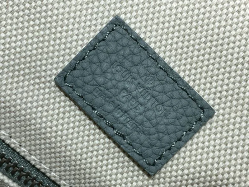 Louis Vuitton Backpacks Casual 40789