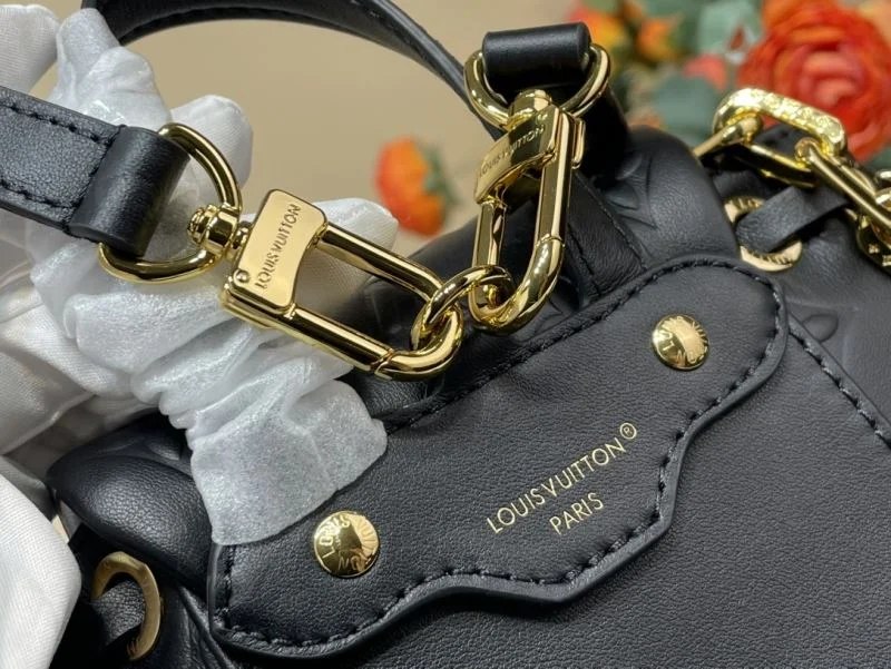 Louis Vuitton Backpacks Flexible 40773