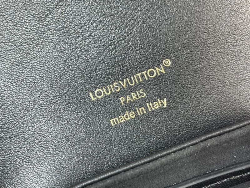 Louis Vuitton Backpacks Flexible 40773