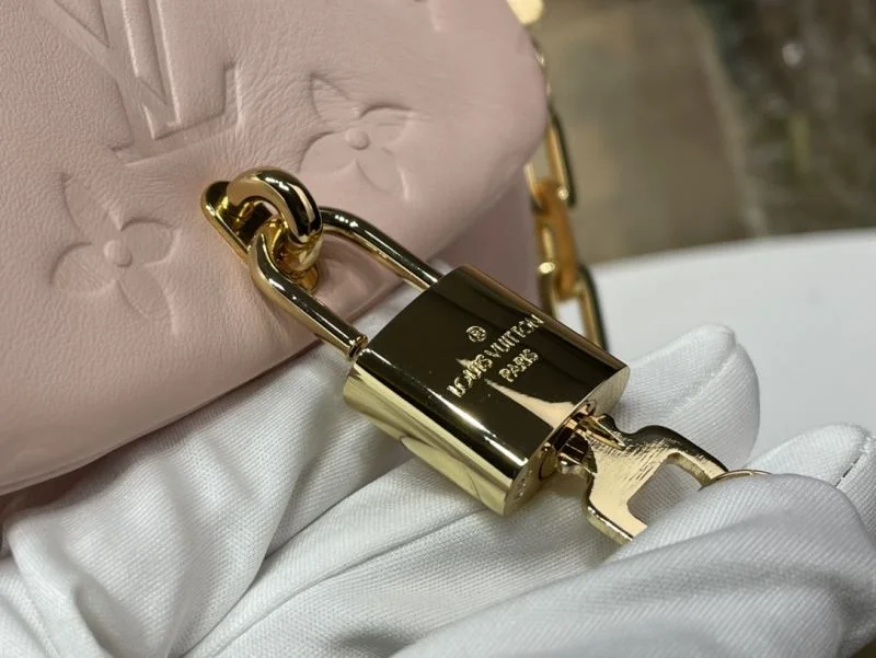 HighPerformance Louis Vuitton Backpacks 40781
